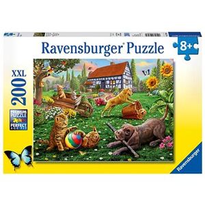 Ravensburger puzzle 128280 Zvieratá hrajúce sa na dvore 200 dielikov